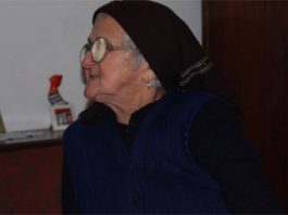 pensionara_batrana