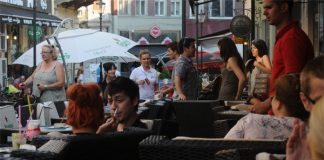 terasa-tineri-timp-liber