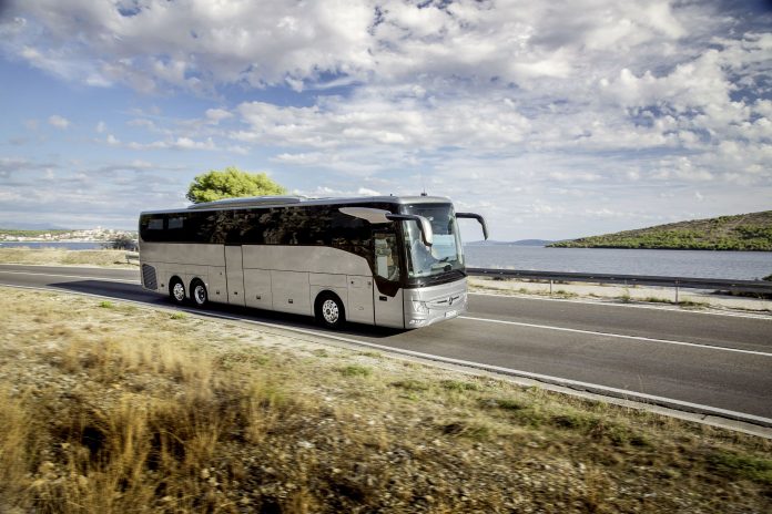 Mercedes-Benz Tourismo: Fahrvorstellung: Der neue Mercedes-Benz Tourismo