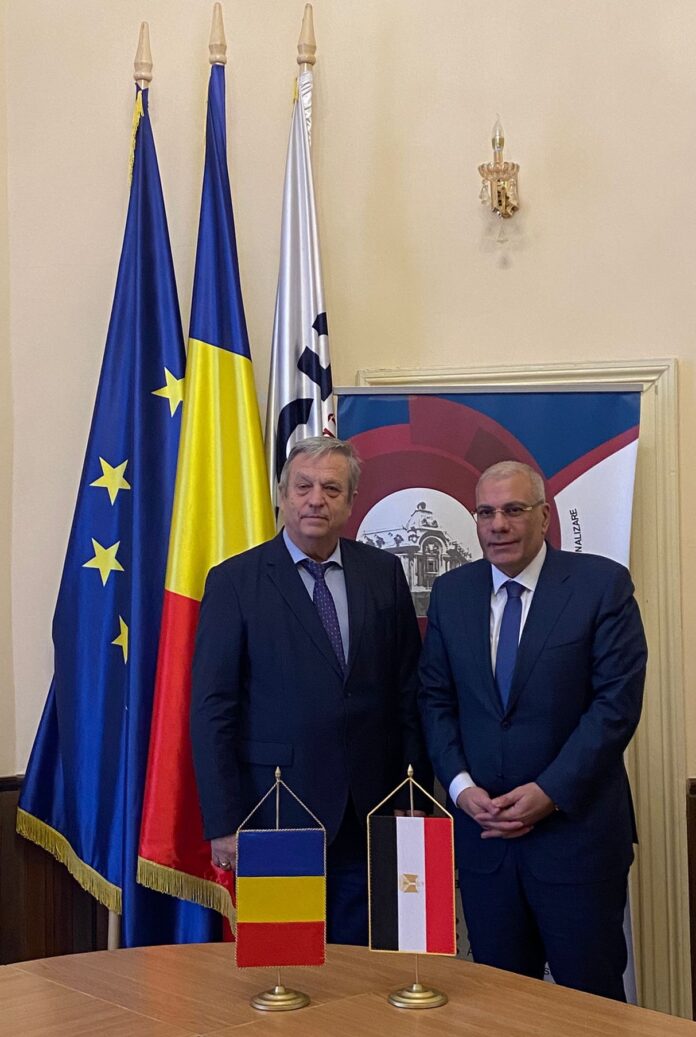 Poza pentru articolul Noul Ambasador al Republicii Arabe Egipt, în prima sa vizită la Palatul CCIB