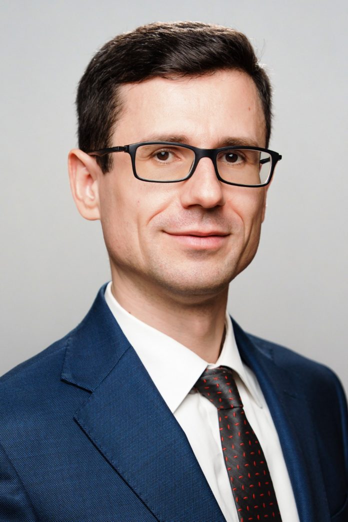 Claudiu Cazacu - XTB