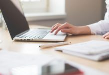 Sondaj eJobs – 46% dintre candidați au încercat să-și schimbe jobul cel puțin o dată în ultima lună. Salariul afișat, feedback-ul de la angajator și un număr mai mare de joburi disponibile sunt principalele așteptări pe care le au candidații atunci când caută un loc de muncă